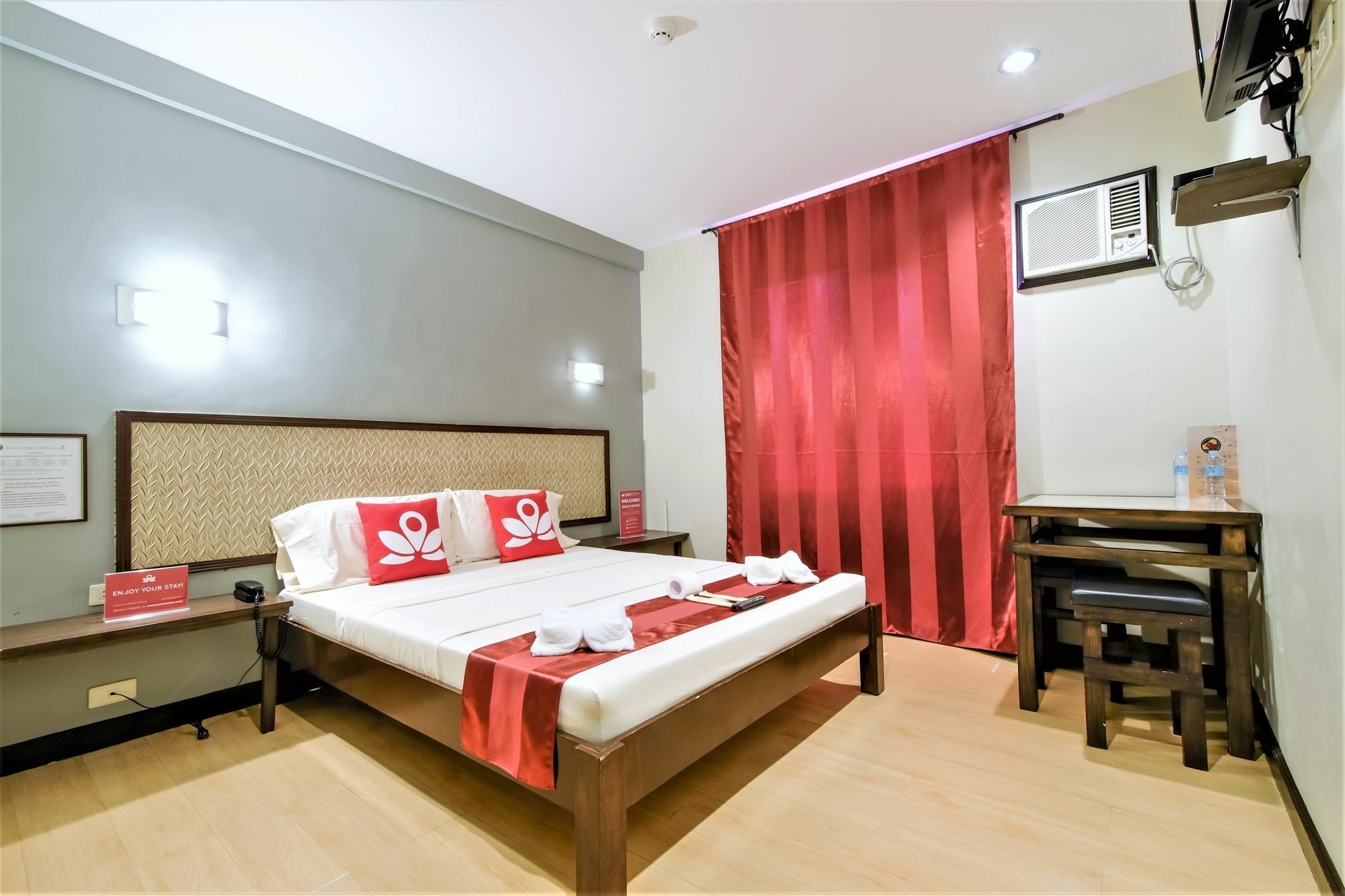 Zen Rooms Basic Aurora Πασάι Εξωτερικό φωτογραφία